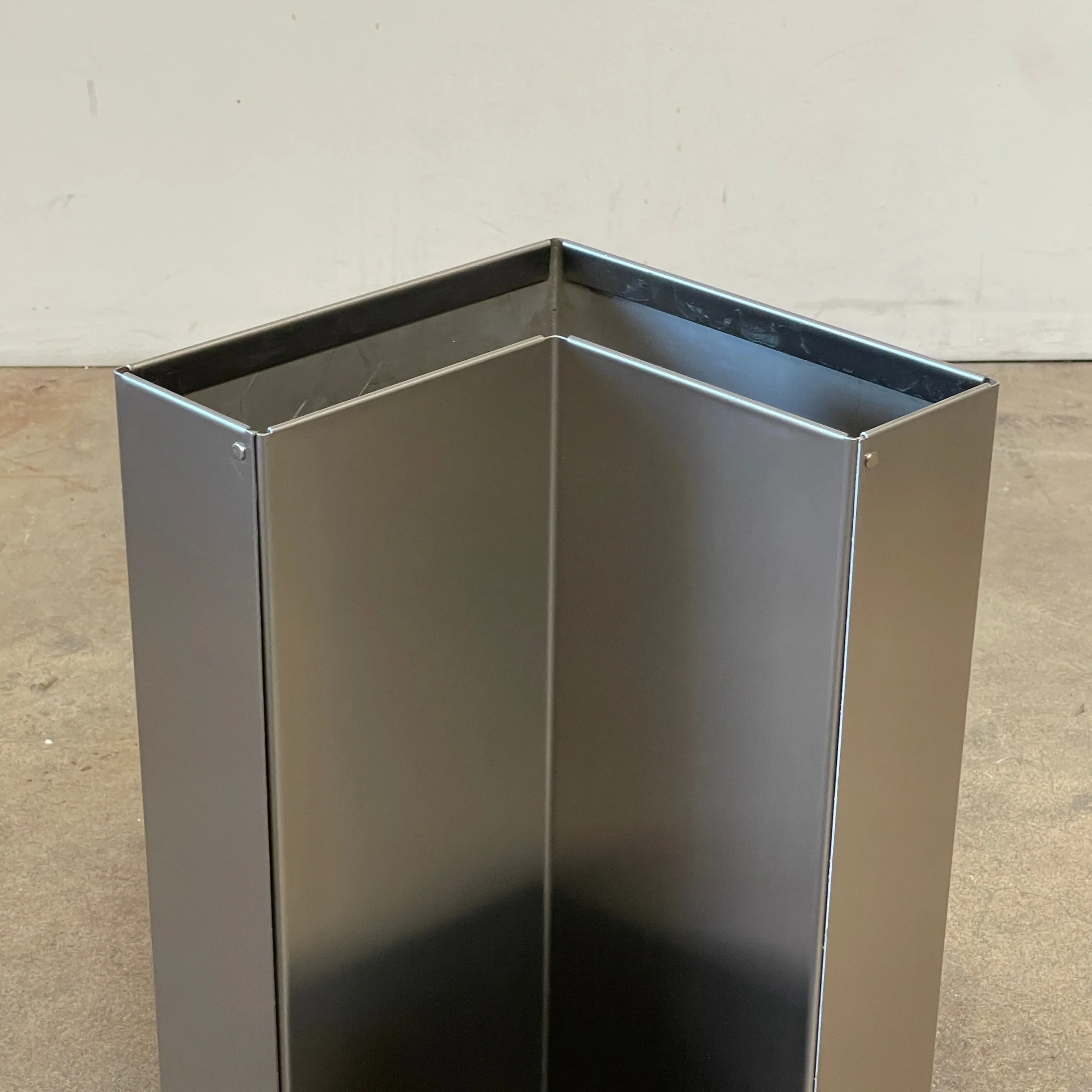 BD Barcelona Plec Umbrella Stand